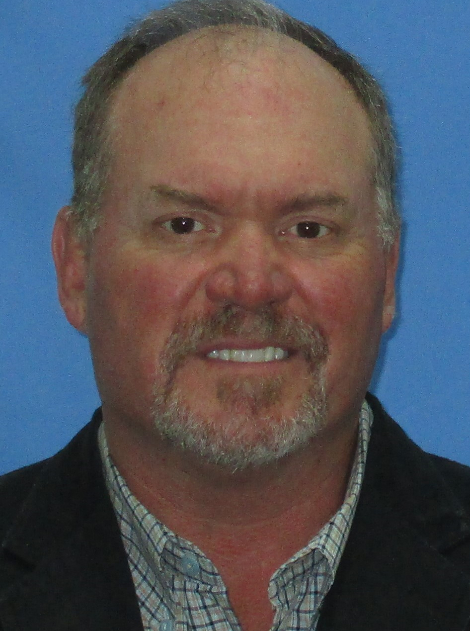 كيرك بيتشامب - رئيس السلامة العامة